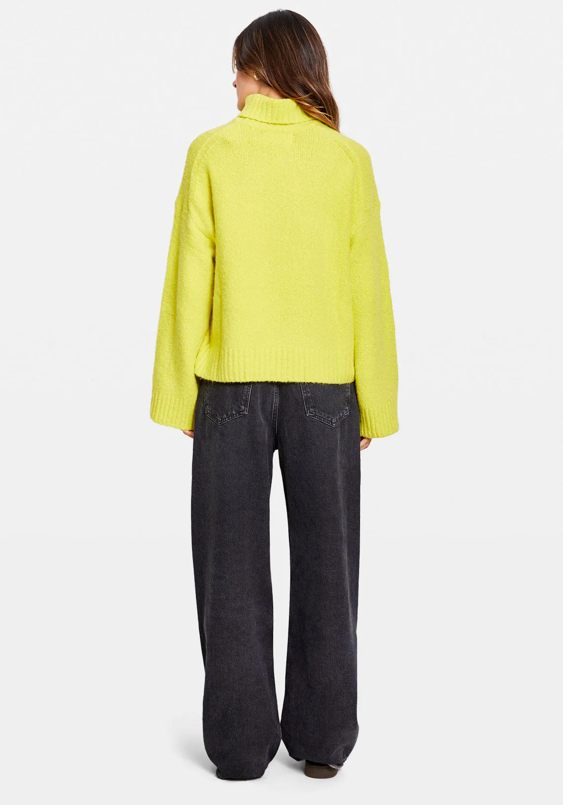 MANDIE TURTLENECK BLAZING YELLOW