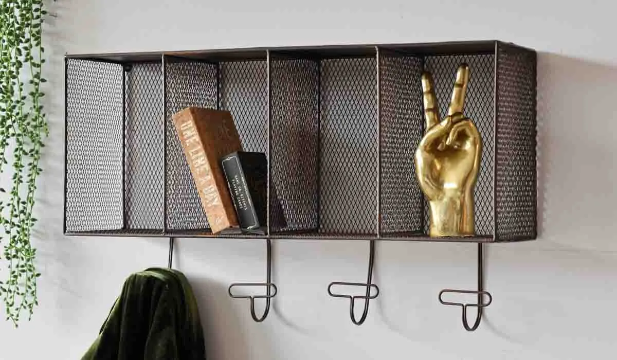 Pigeon Hole Wall Unit With Hooks