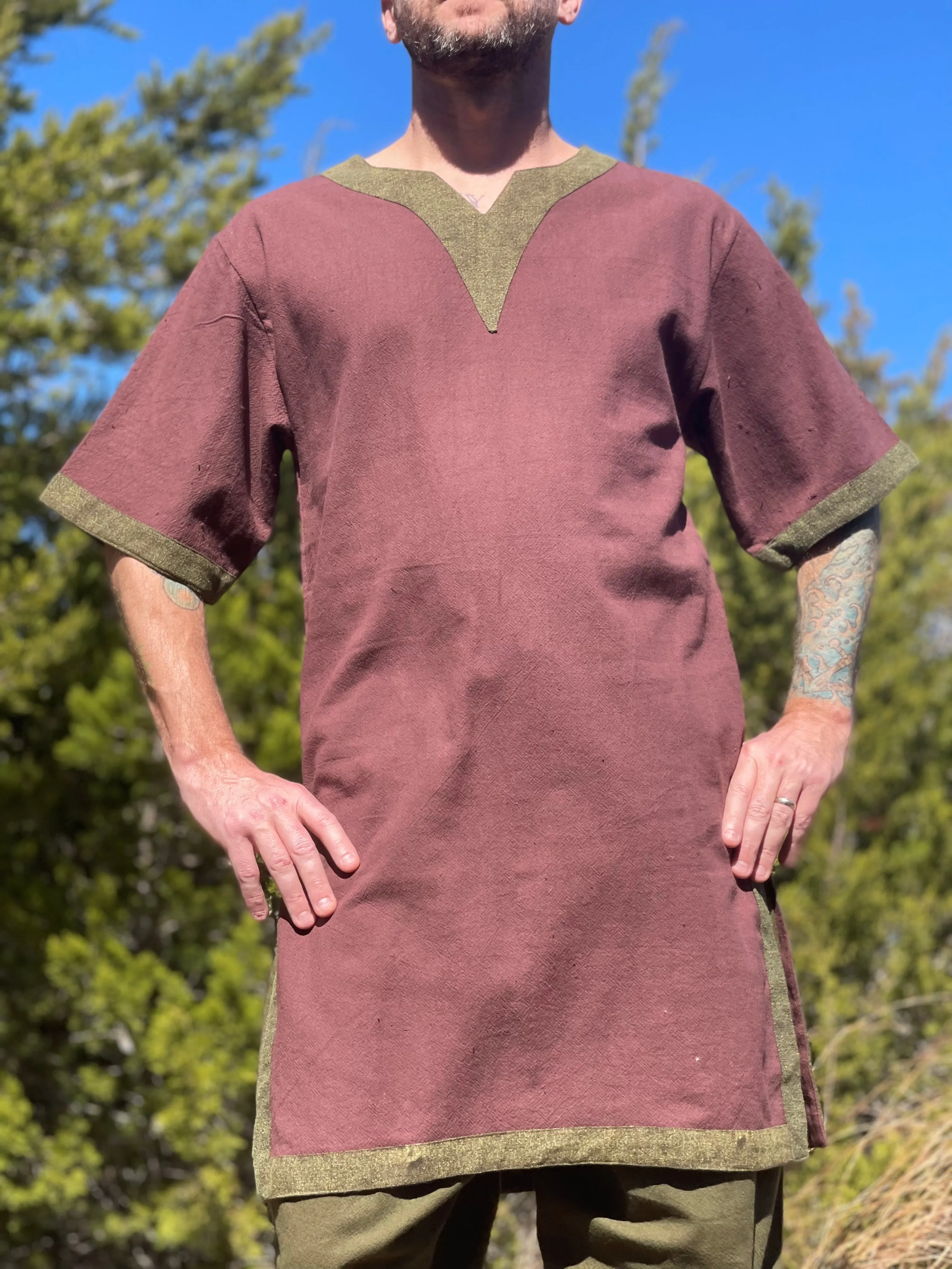 'Viking Shirt Short Sleeves' Tunic - Brown/Green Trim