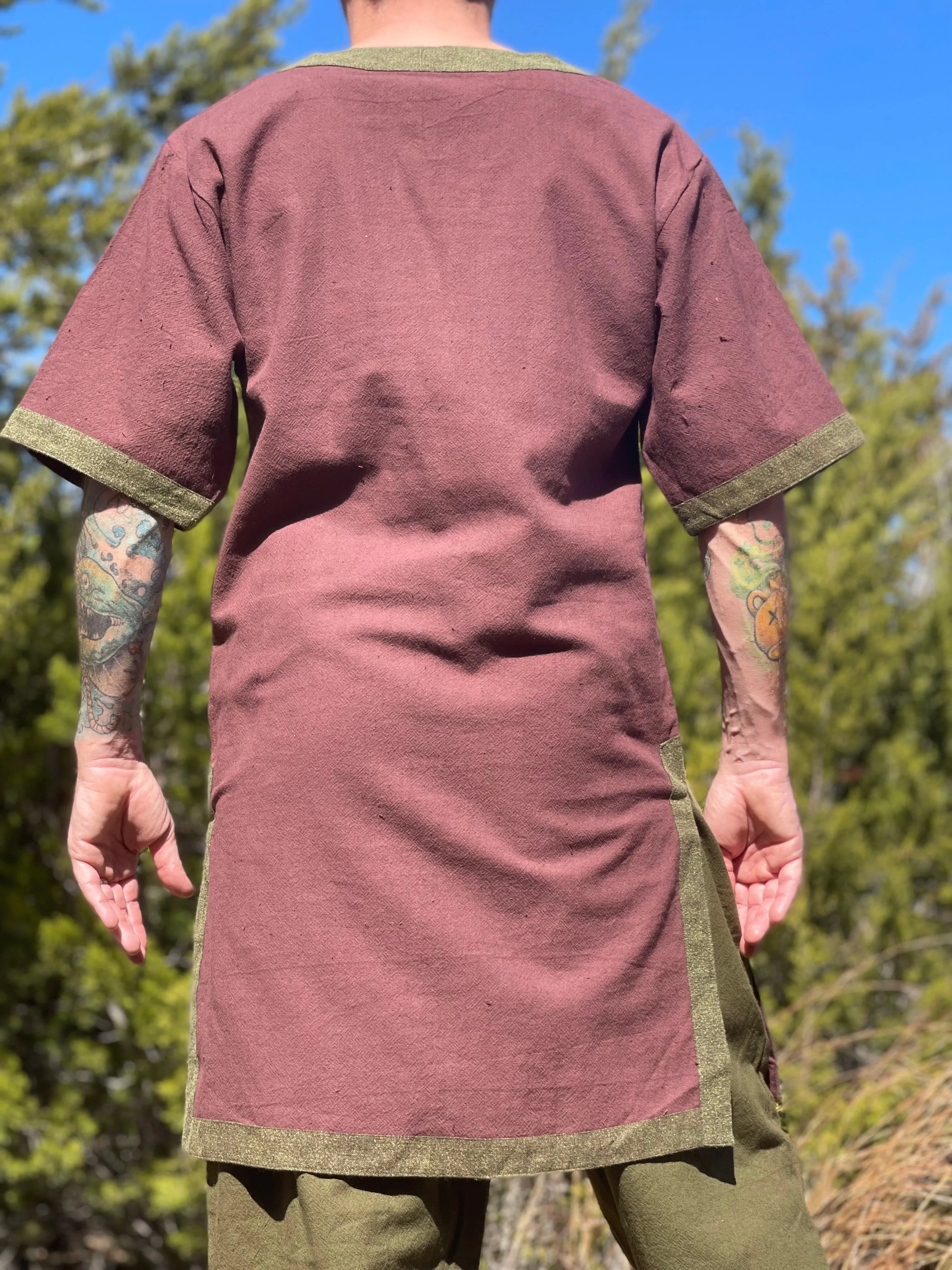 'Viking Shirt Short Sleeves' Tunic - Brown/Green Trim