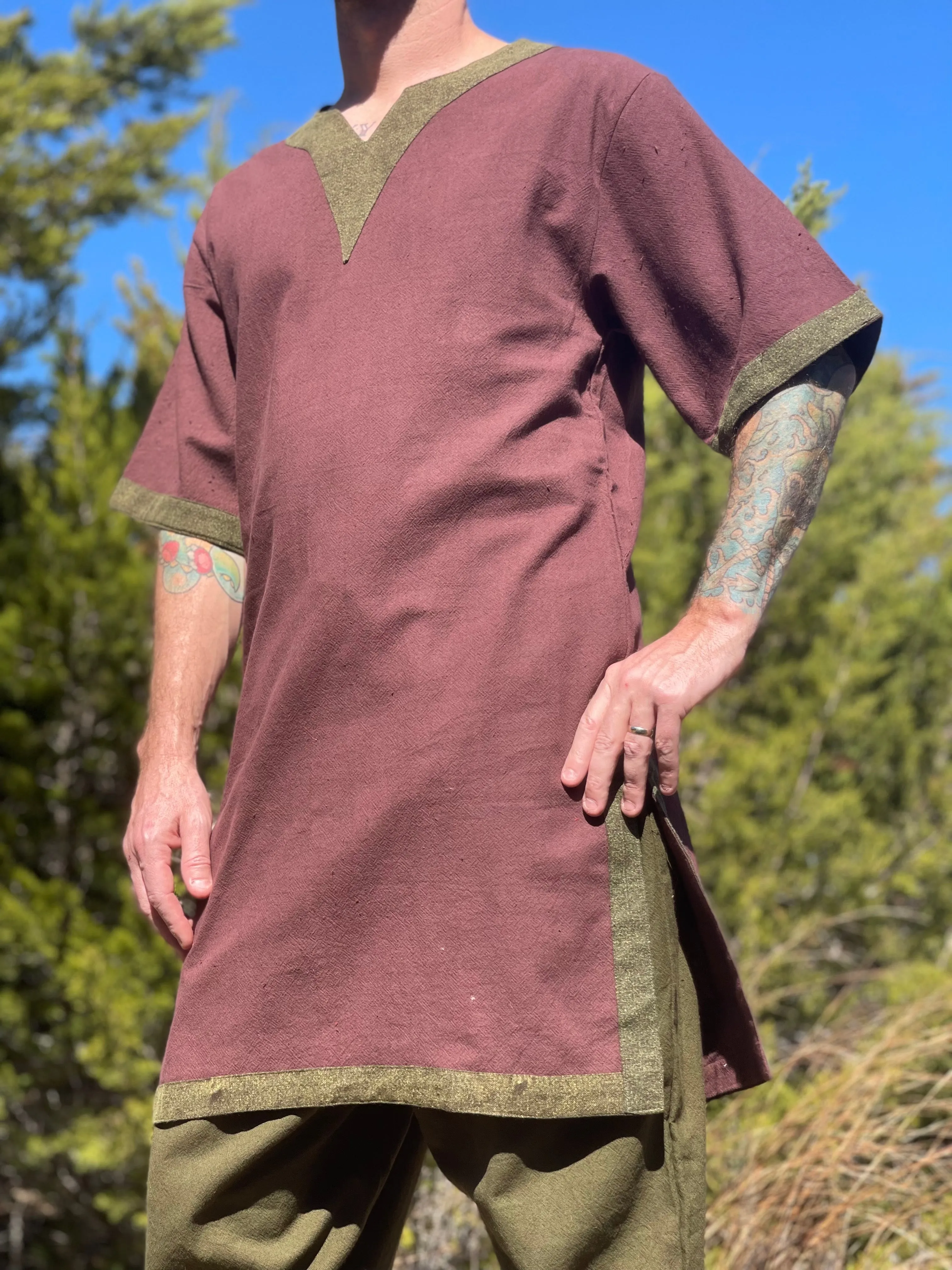 'Viking Shirt Short Sleeves' Tunic - Brown/Green Trim